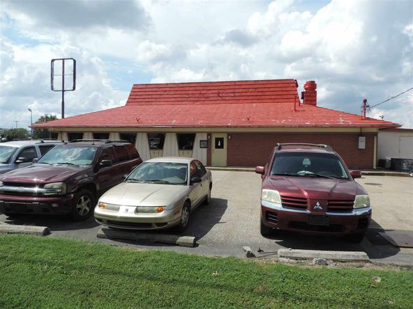 109 Armory Dr, Russellville, KY 42276